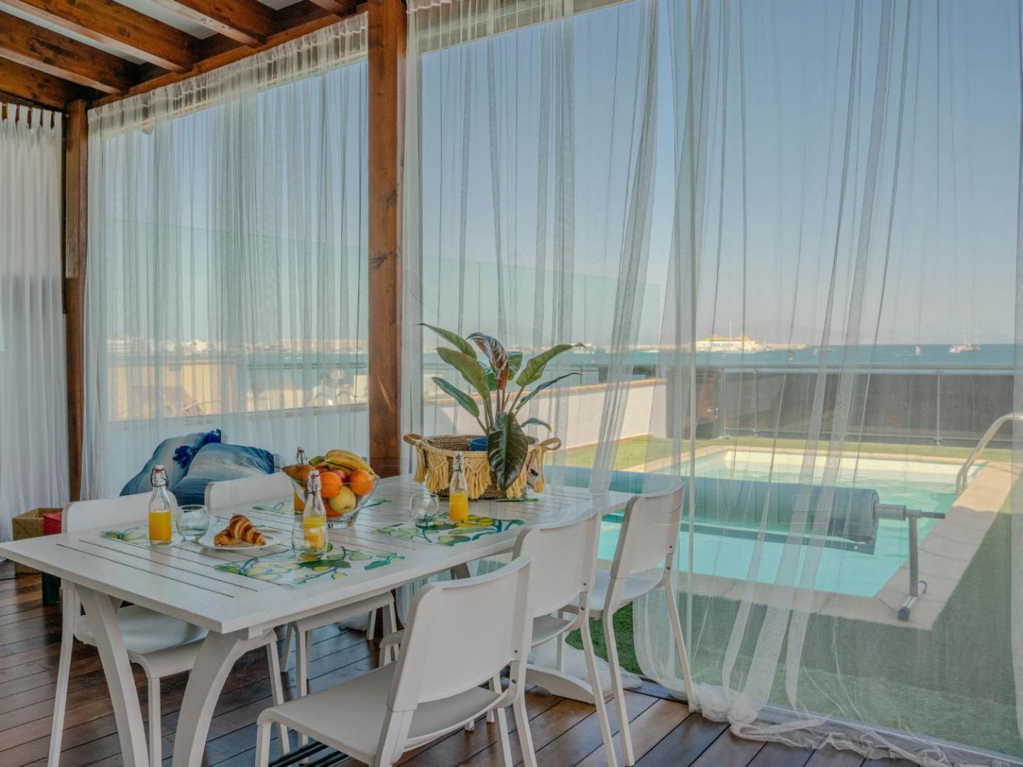 Villa Oasis Beachfront Corralejo By Holidays Home Exterior foto